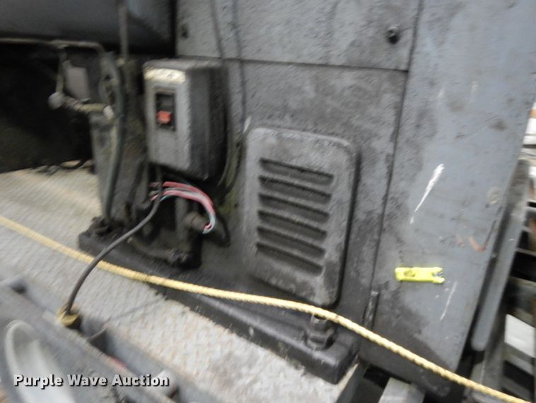 image for item DL2555 1980 Kingston HL3000 lathe