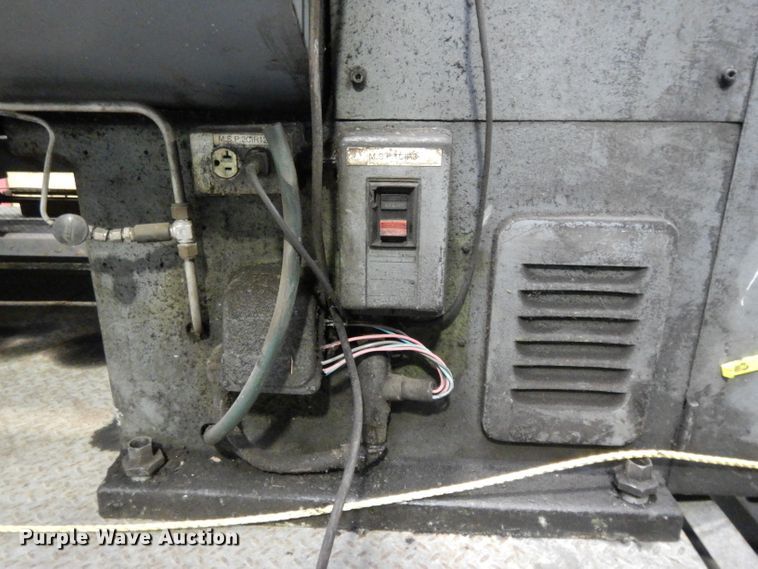 image for item DL2555 1980 Kingston HL3000 lathe