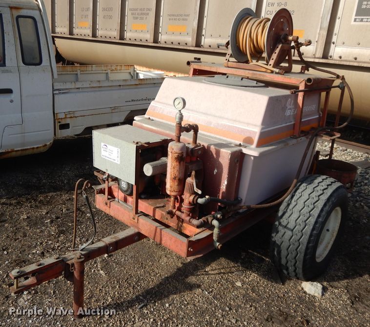 image for item DL2561 John Bean sprayer