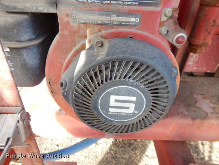 image for item DL2561 John Bean sprayer