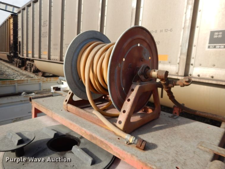 image for item DL2561 John Bean sprayer