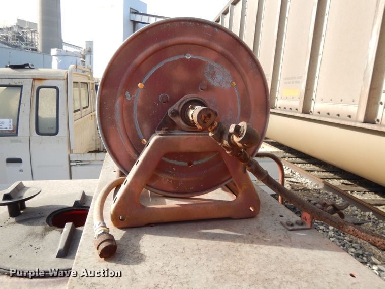 image for item DL2561 John Bean sprayer