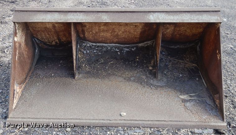 image for item DL2568 70"W skid steer bucket