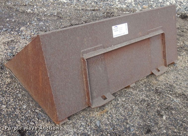 image for item DL2568 70"W skid steer bucket