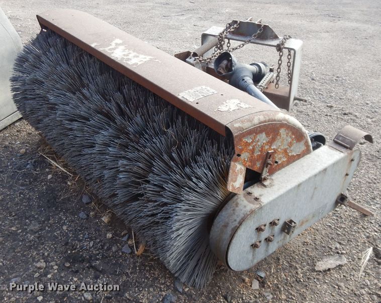 image for item DL2569 Sweepster RHFAC6 broom