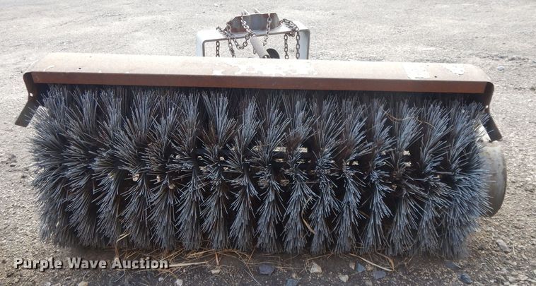 image for item DL2569 Sweepster RHFAC6 broom