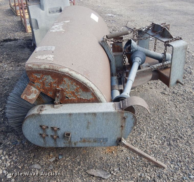 image for item DL2569 Sweepster RHFAC6 broom