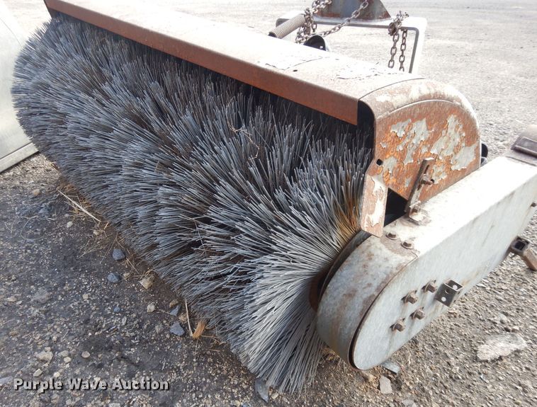 image for item DL2569 Sweepster RHFAC6 broom