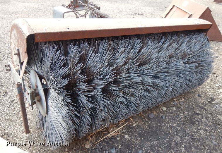 image for item DL2569 Sweepster RHFAC6 broom