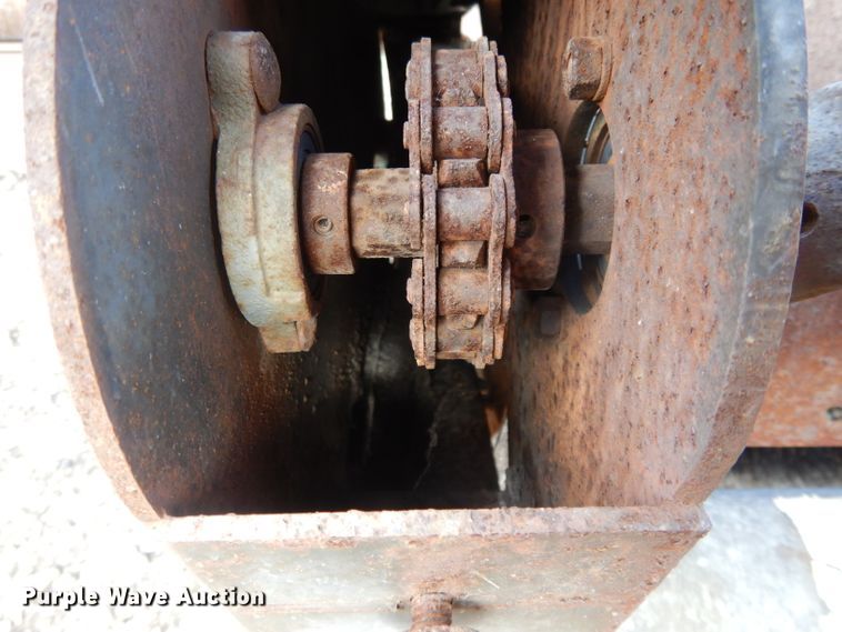 image for item DL2569 Sweepster RHFAC6 broom