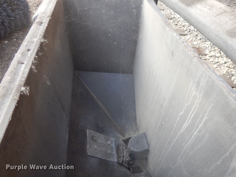 image for item DL2570 Salt Dogg spreader