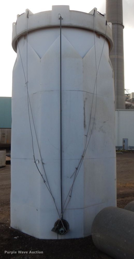 image for item DL2571 Poly tank