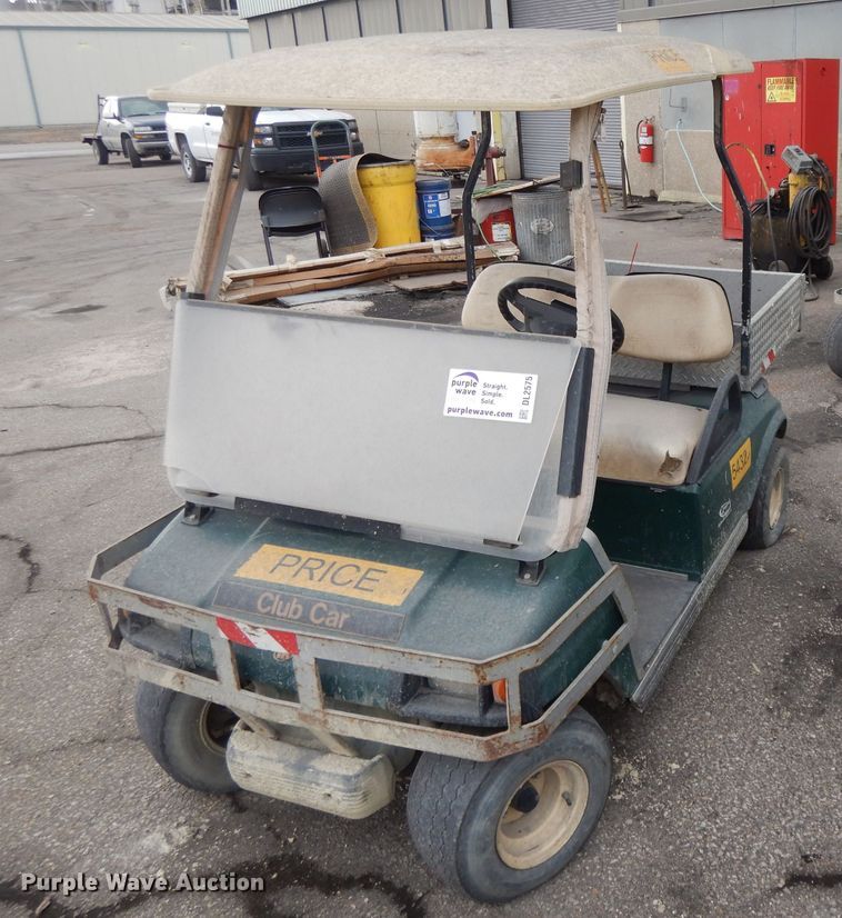 image for item DL2575 (2) golf carts