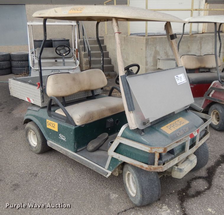 image for item DL2575 (2) golf carts