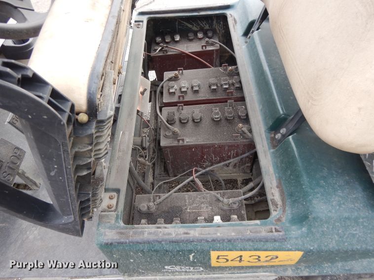 image for item DL2575 (2) golf carts