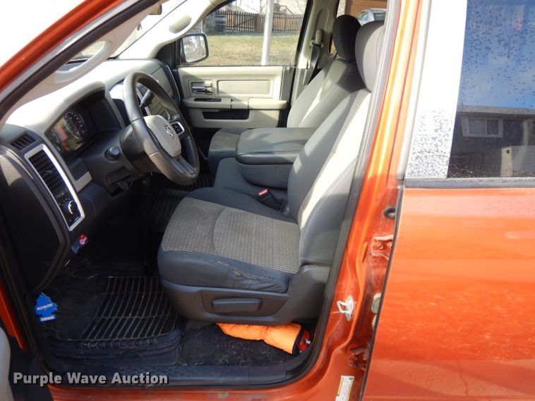 image for item DL2579 2010 Dodge Ram 1500  Crew Cab pickup truck