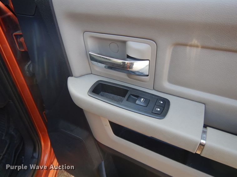 image for item DL2579 2010 Dodge Ram 1500  Crew Cab pickup truck