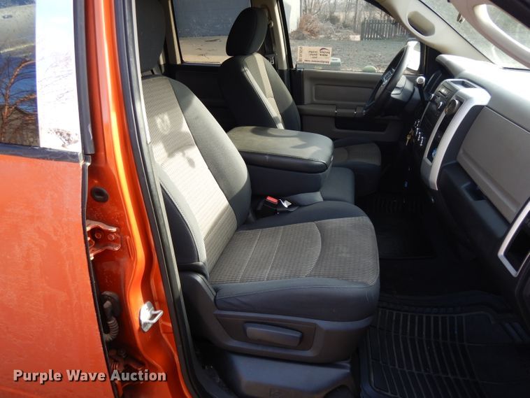 image for item DL2579 2010 Dodge Ram 1500  Crew Cab pickup truck