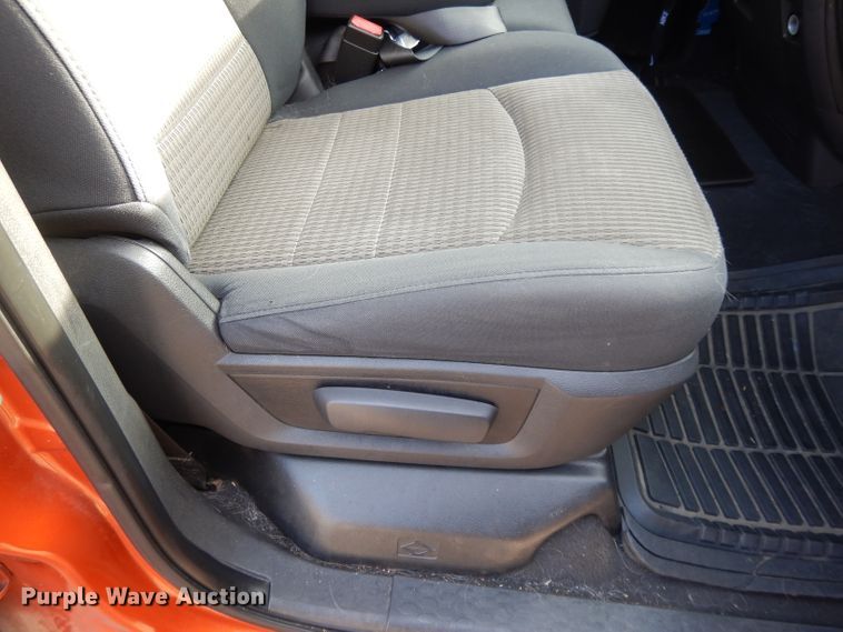 image for item DL2579 2010 Dodge Ram 1500  Crew Cab pickup truck