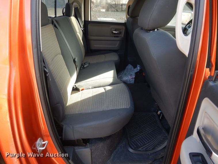 image for item DL2579 2010 Dodge Ram 1500  Crew Cab pickup truck