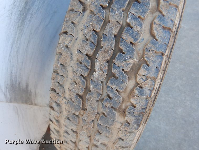 image for item DY9645 2014 H&H enclosed cargo trailer