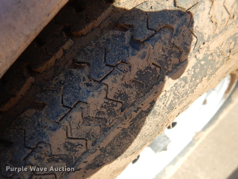 image for item DY9645 2014 H&H enclosed cargo trailer