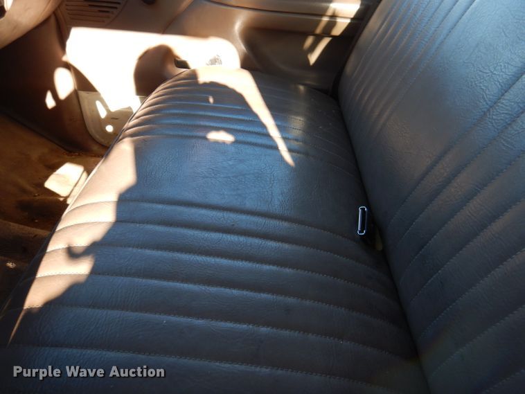 image for item DY9646 1995 Ford F450 Super Duty  bucket truck