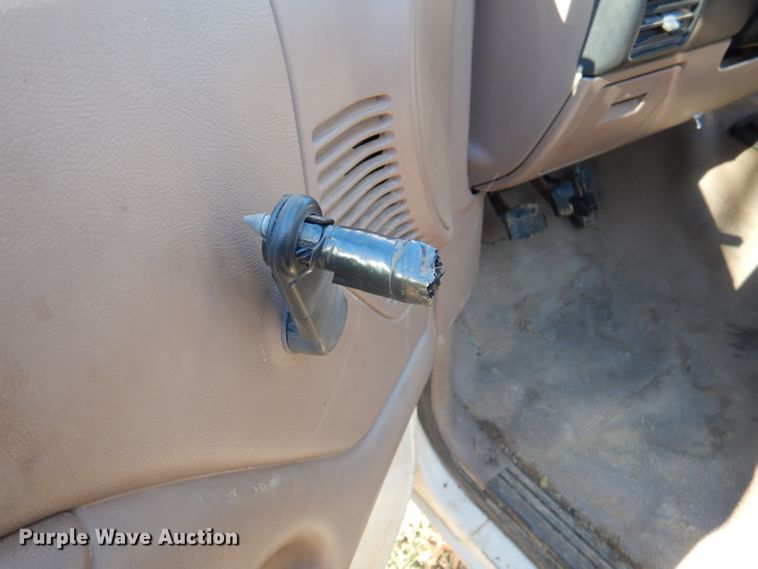 image for item DY9646 1995 Ford F450 Super Duty  bucket truck