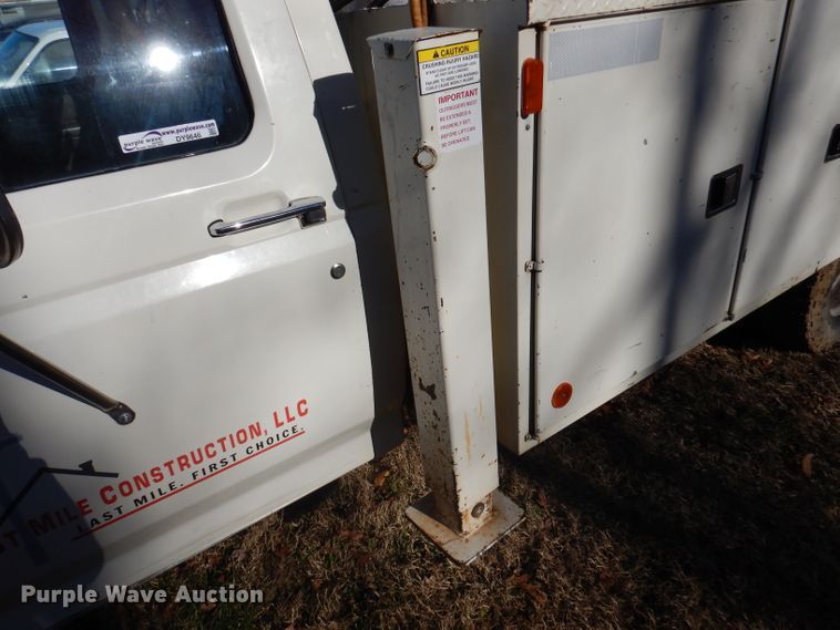 image for item DY9646 1995 Ford F450 Super Duty  bucket truck