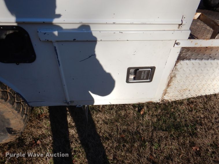 image for item DY9646 1995 Ford F450 Super Duty  bucket truck