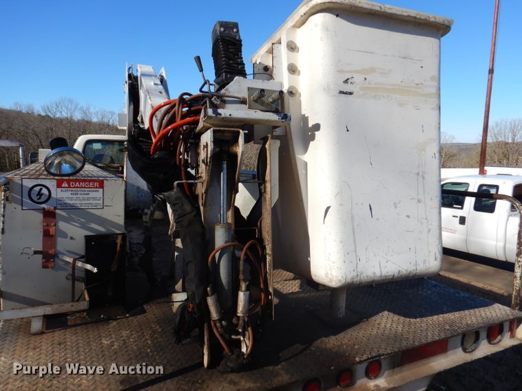 image for item DY9646 1995 Ford F450 Super Duty  bucket truck