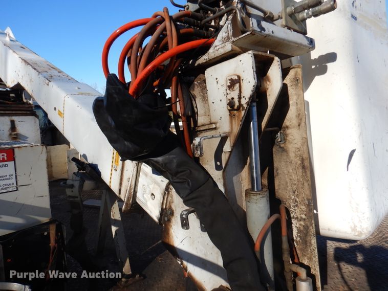 image for item DY9646 1995 Ford F450 Super Duty  bucket truck