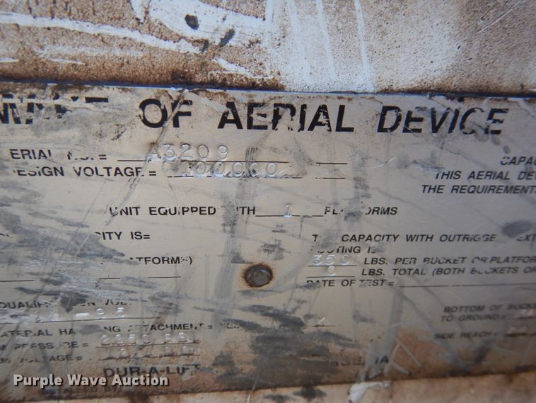 image for item DY9646 1995 Ford F450 Super Duty  bucket truck