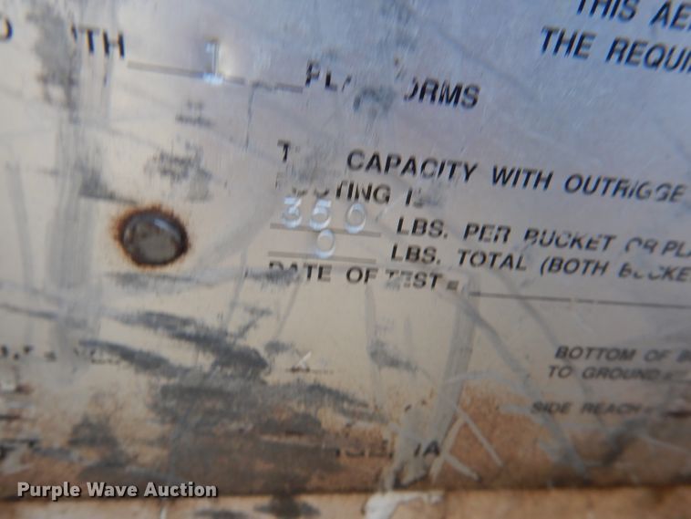 image for item DY9646 1995 Ford F450 Super Duty  bucket truck