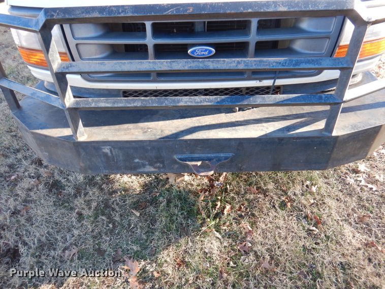 image for item DY9646 1995 Ford F450 Super Duty  bucket truck