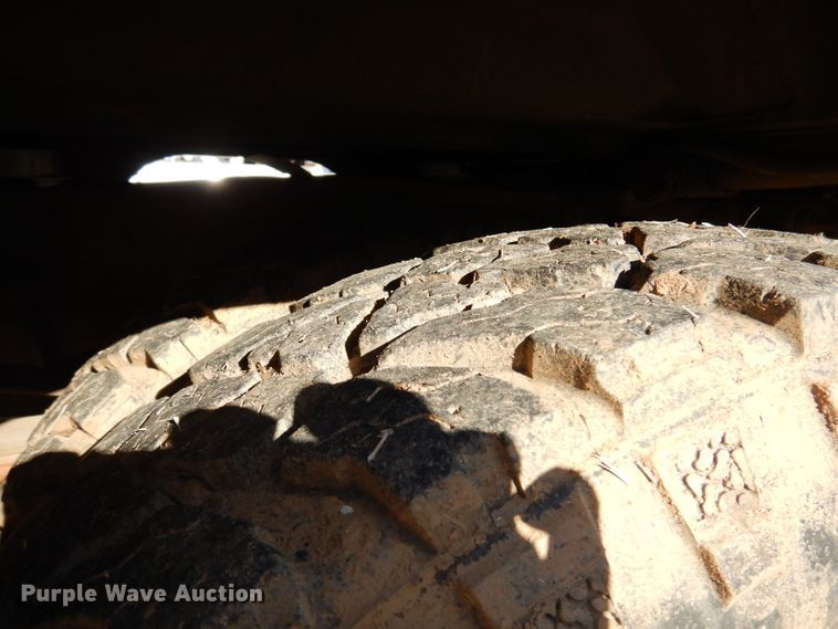 image for item DY9646 1995 Ford F450 Super Duty  bucket truck