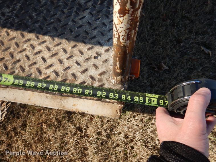 image for item DY9646 1995 Ford F450 Super Duty  bucket truck