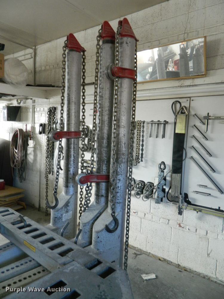 image for item GE9918 1992 Chief 6/92 body alignment system