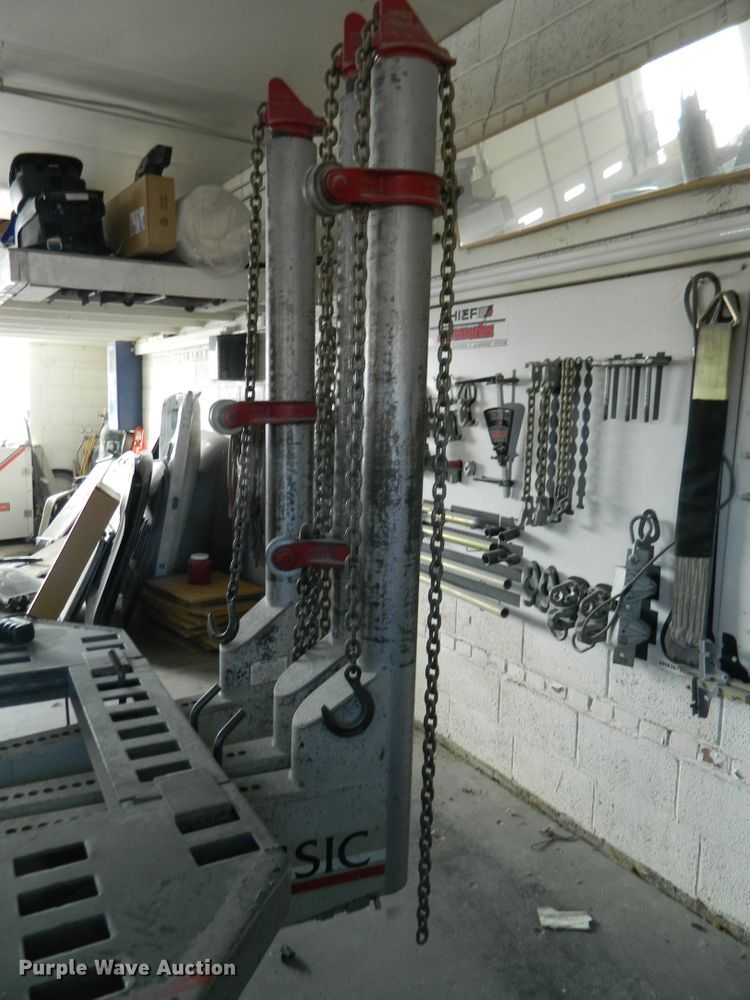 image for item GE9918 1992 Chief 6/92 body alignment system