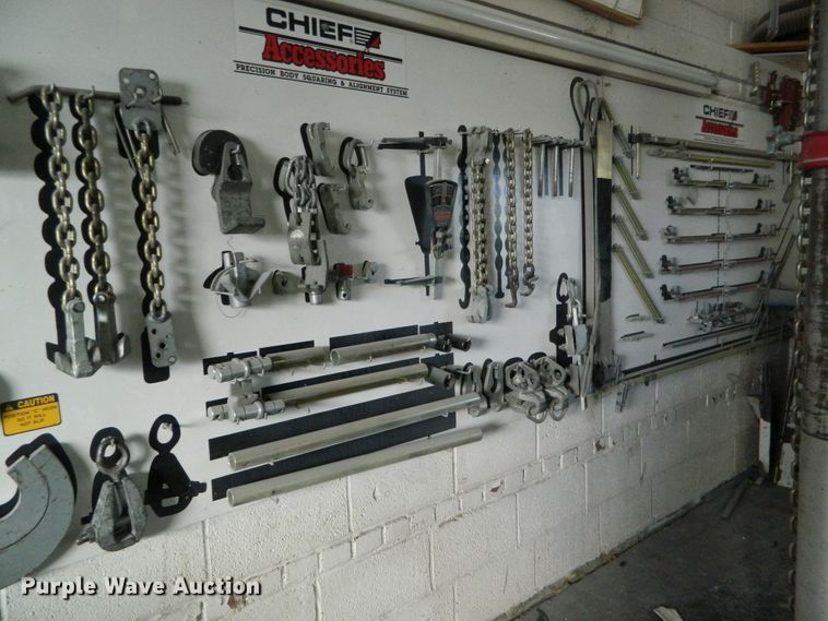 image for item GE9918 1992 Chief 6/92 body alignment system