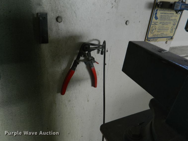 image for item GE9918 1992 Chief 6/92 body alignment system