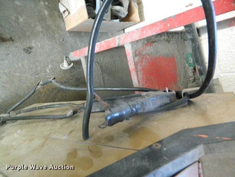 image for item GE9924 Auto body tools