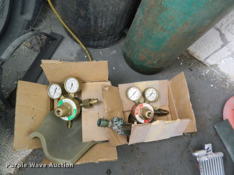 image for item GE9924 Auto body tools