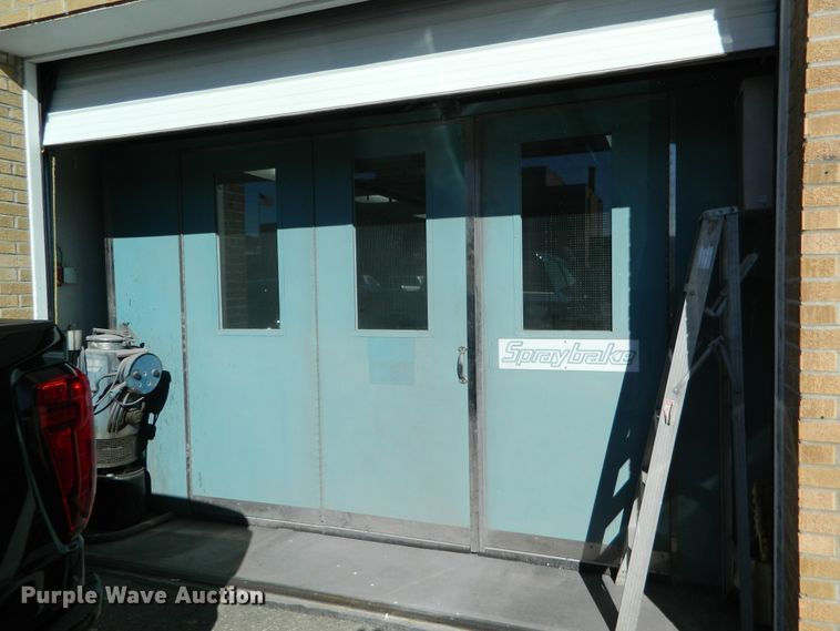 image for item GE9929 Spraybake paint booth