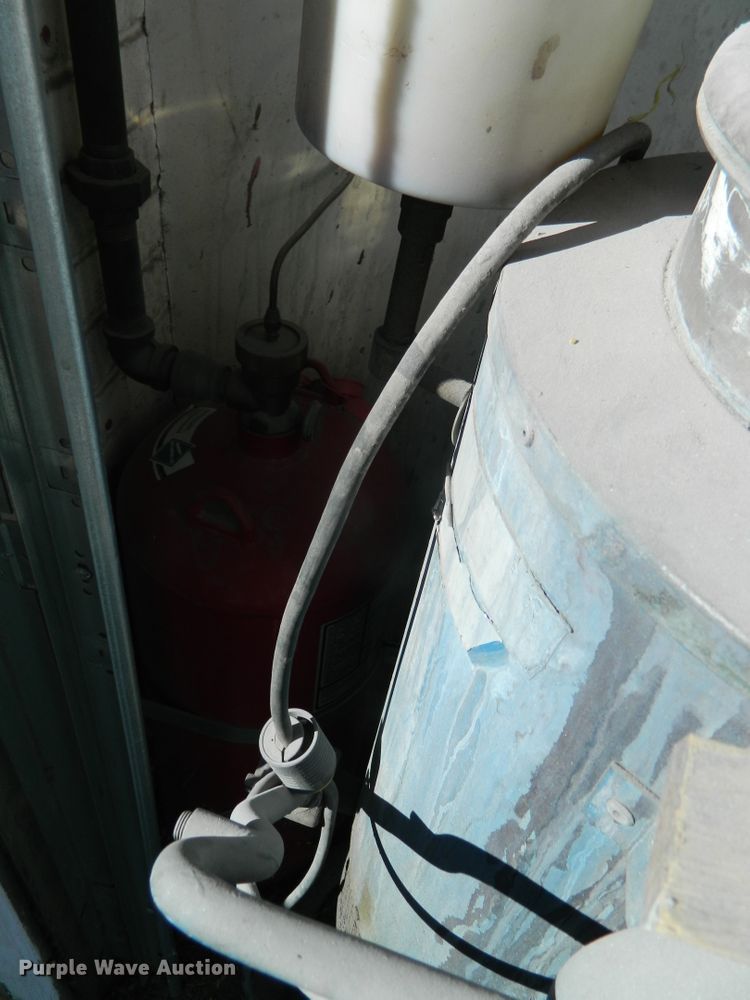 image for item GE9929 Spraybake paint booth