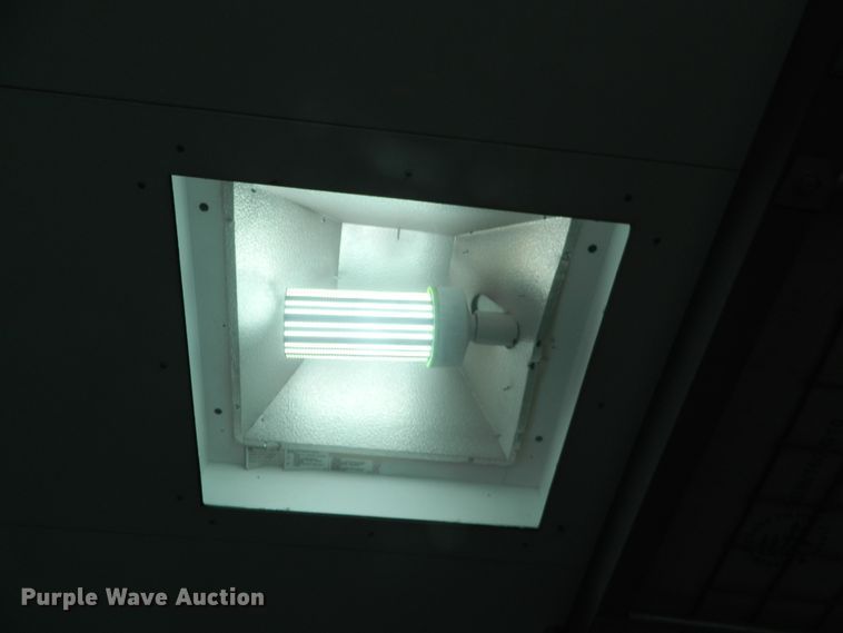 image for item GE9929 Spraybake paint booth