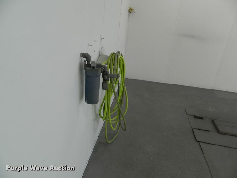 image for item GE9929 Spraybake paint booth