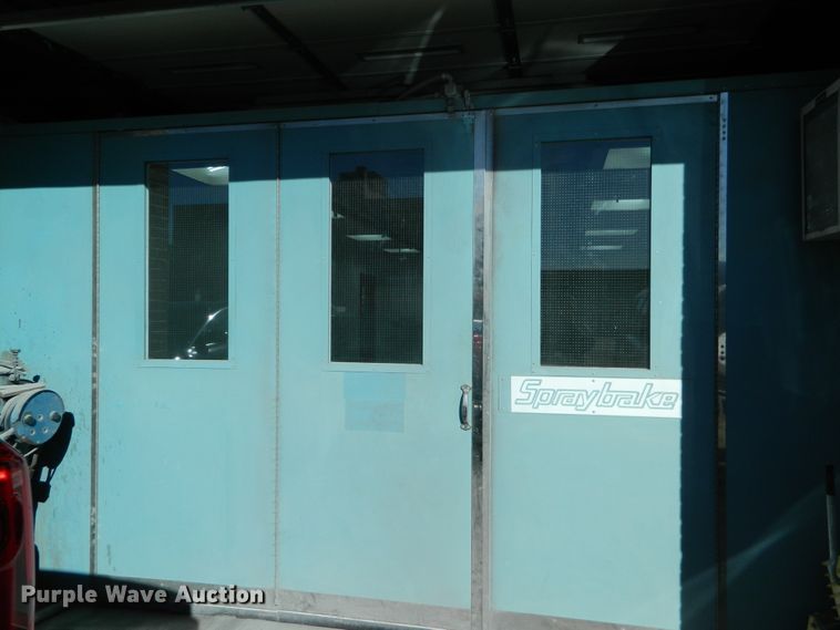 image for item GE9929 Spraybake paint booth