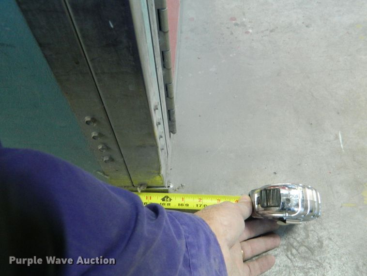 image for item GE9929 Spraybake paint booth