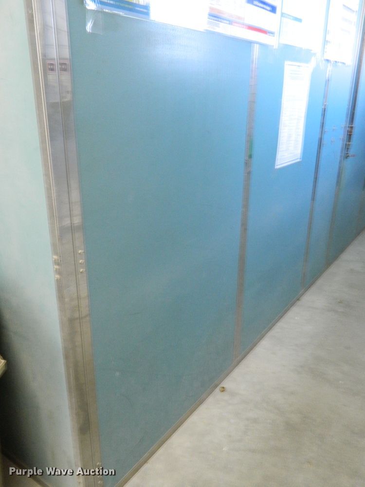 image for item GE9929 Spraybake paint booth